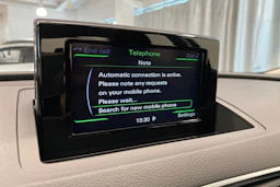 valkoinen Audi Q3 2018 kuva 16.