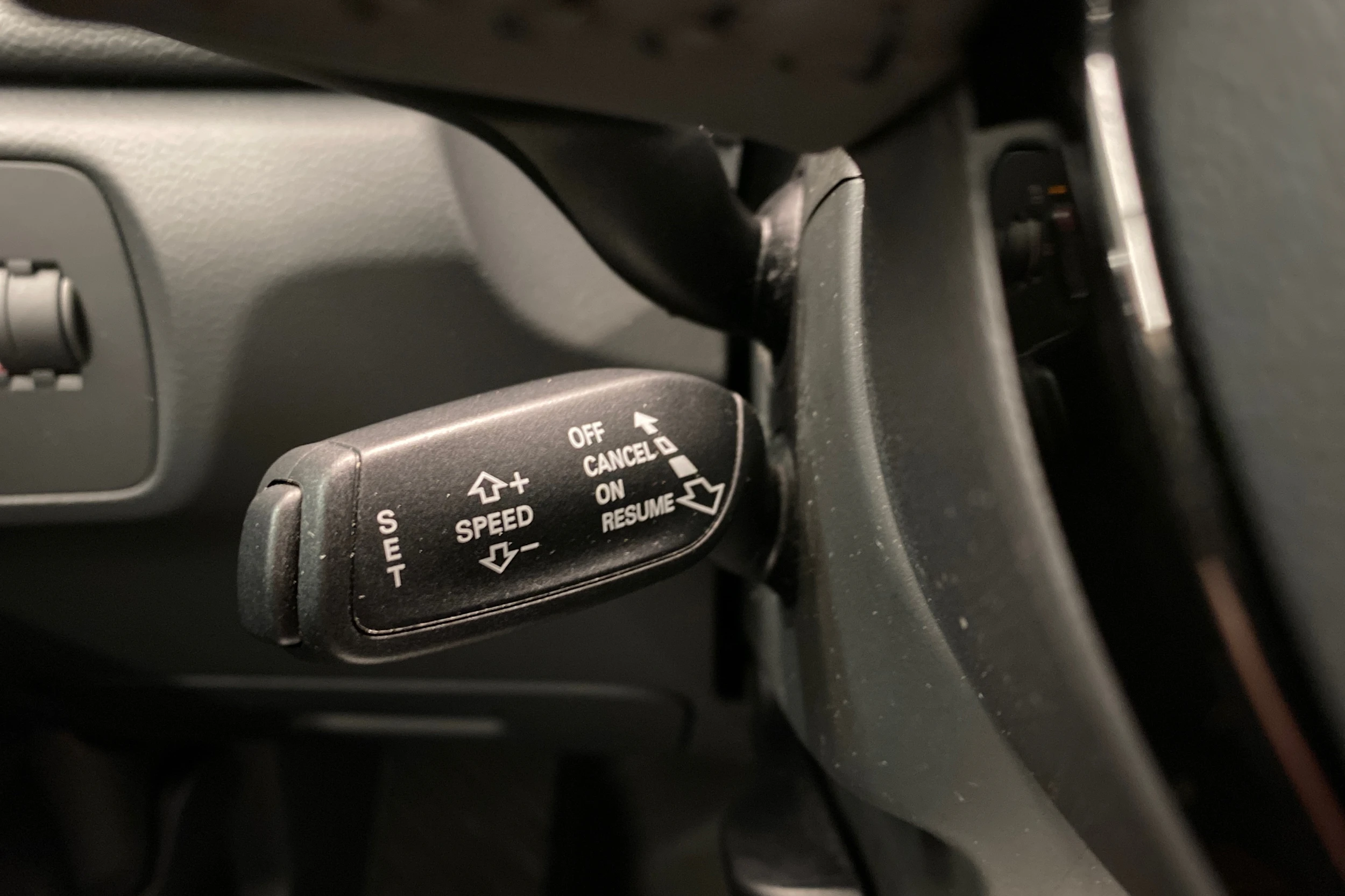 valkoinen Audi Q3 2018 kuva 21.