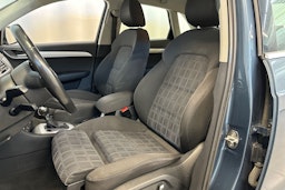 sininen Audi Q3 2018 kuva 14.