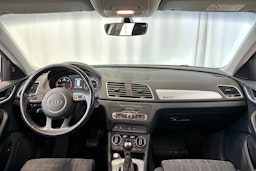 sininen Audi Q3 2018 kuva 16.