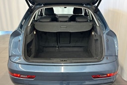 sininen Audi Q3 2018 kuva 20.