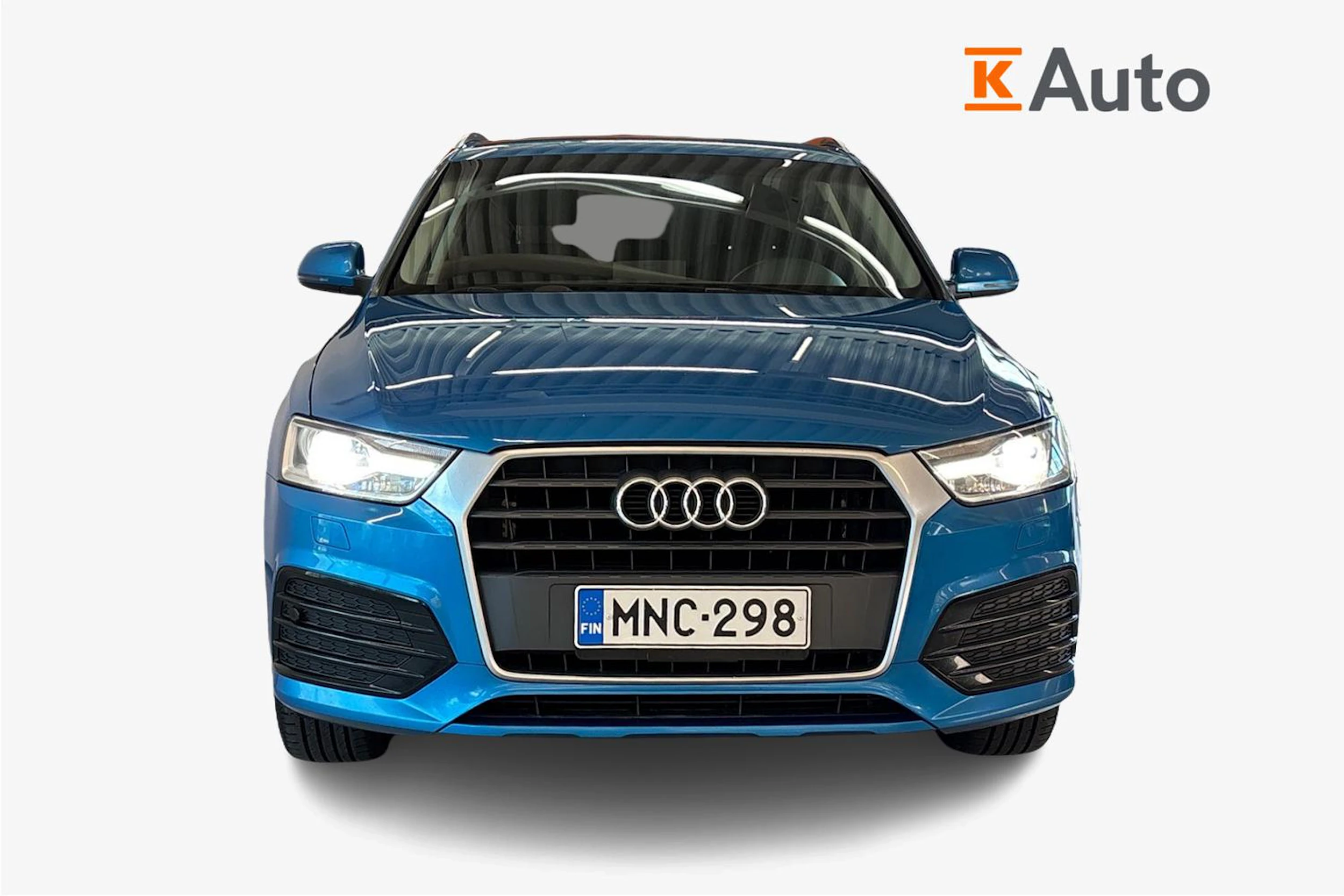 Sininen Audi Q3 2018 kuva 4.
