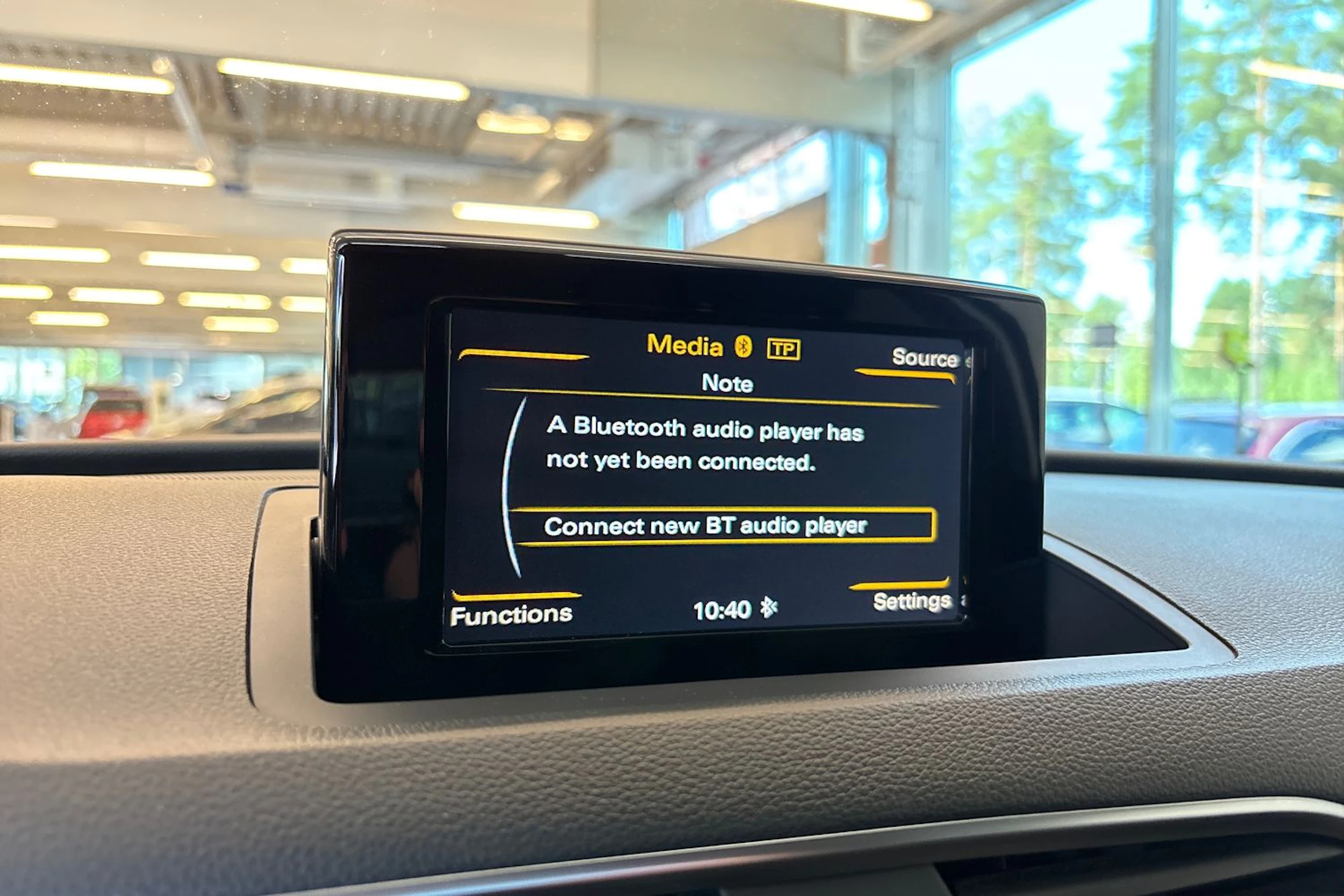 Sininen Audi Q3 2018 kuva 18.