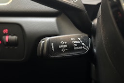 valkoinen Audi Q3 2018 kuva 18.