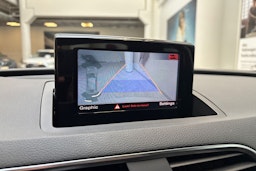 valkoinen Audi Q3 2018 kuva 21.