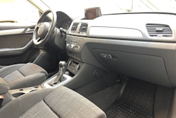 valkoinen Audi Q3 2018 kuva 25.