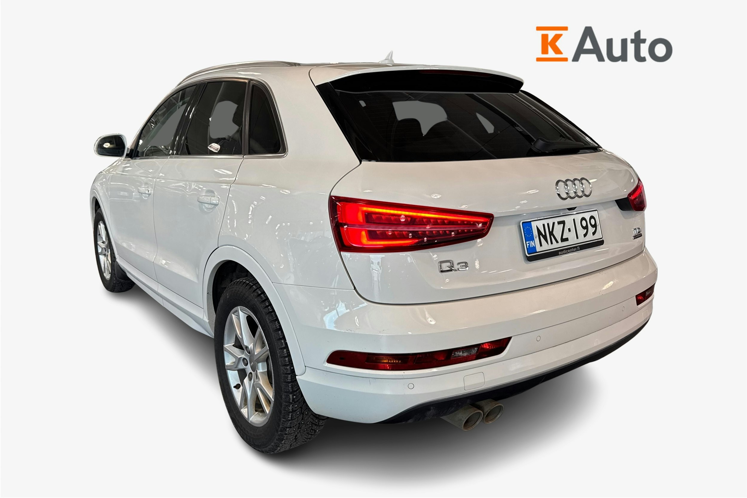 Valkoinen Audi Q3 2018 kuva 2.