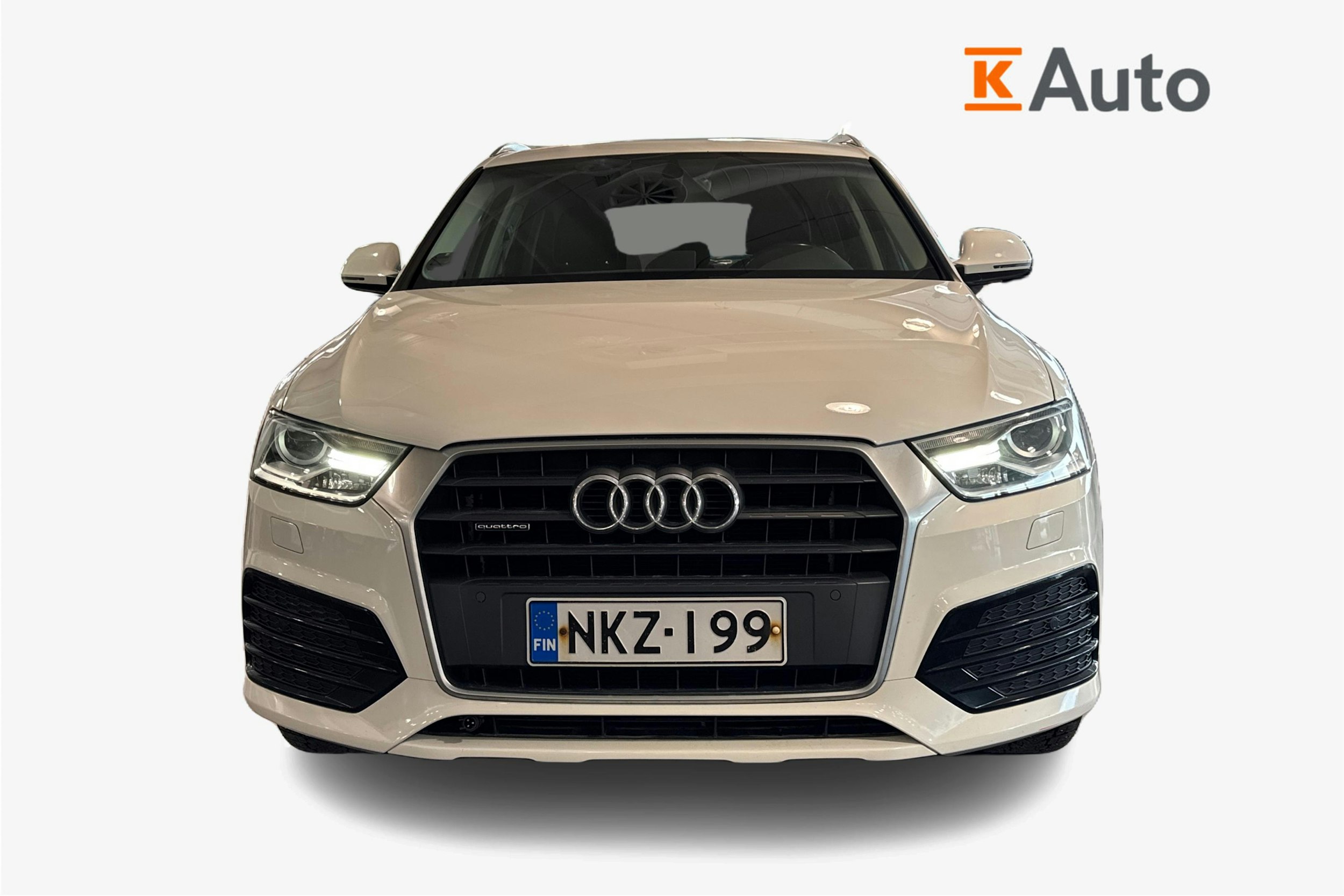 Valkoinen Audi Q3 2018 kuva 5.