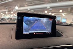 Valkoinen Audi Q3 2018 kuva 15.