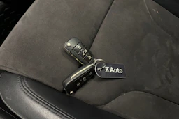 Valkoinen Audi Q3 2018 kuva 29.