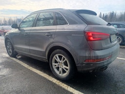 Harmaa Audi Q3 2018 kuva 2.