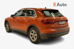 oranssi Audi Q3 2019 kuva 2.