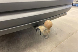 oranssi Audi Q3 2019 kuva 12.