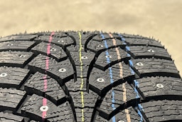 Harmaa Audi Q3 2019 kuva 37.