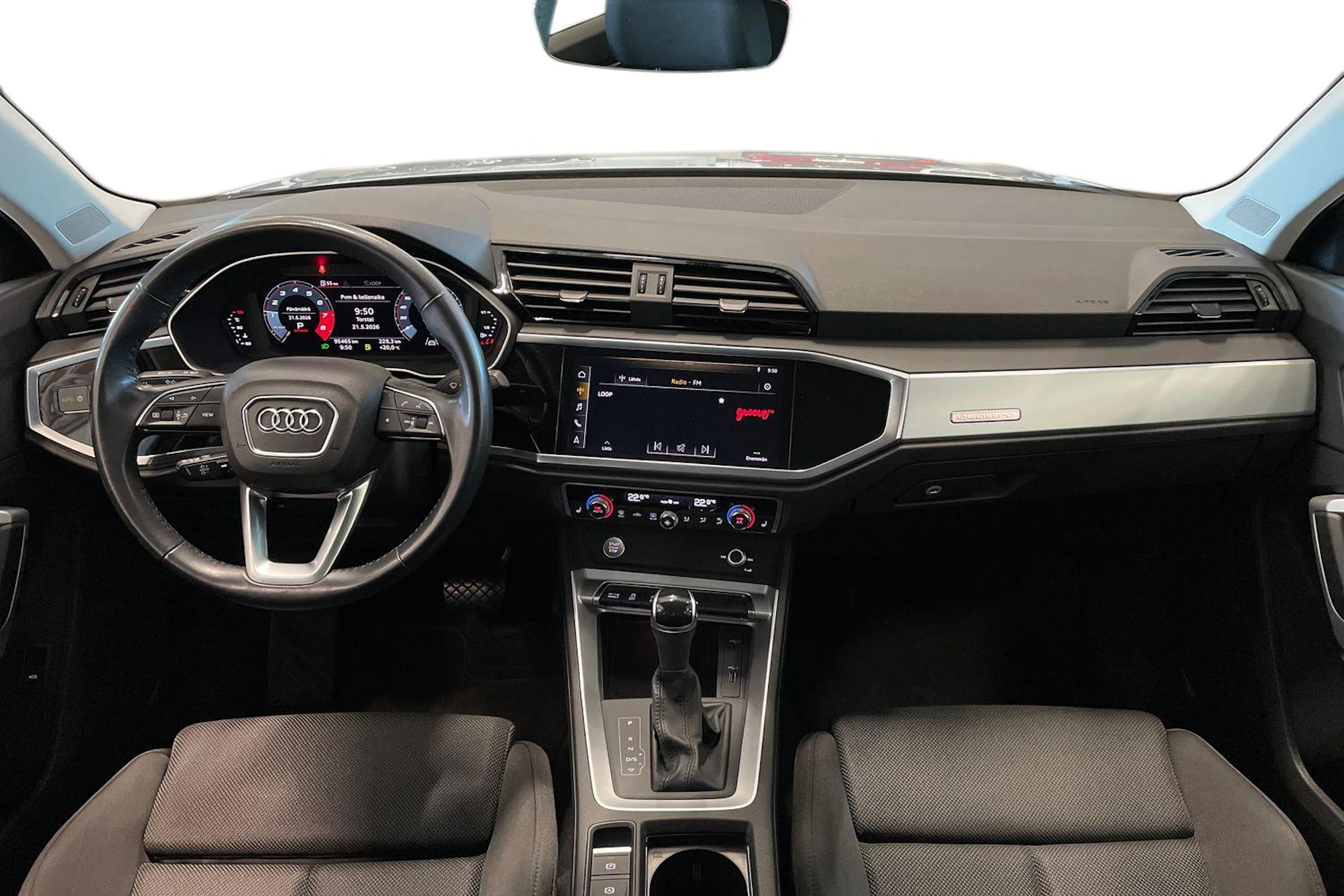 met. hopea Audi Q3 2019 kuva 7.