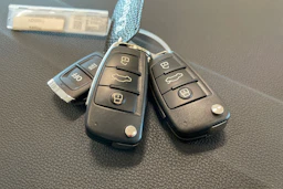 met. hopea Audi Q3 2019 kuva 32.