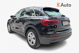 musta Audi Q3 2019 kuva 3.