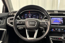 valkoinen Audi Q3 2019 kuva 17.