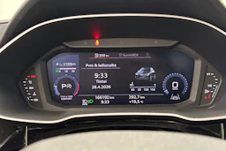 valkoinen Audi Q3 2019 kuva 21.