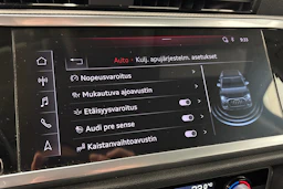 valkoinen Audi Q3 2019 kuva 24.