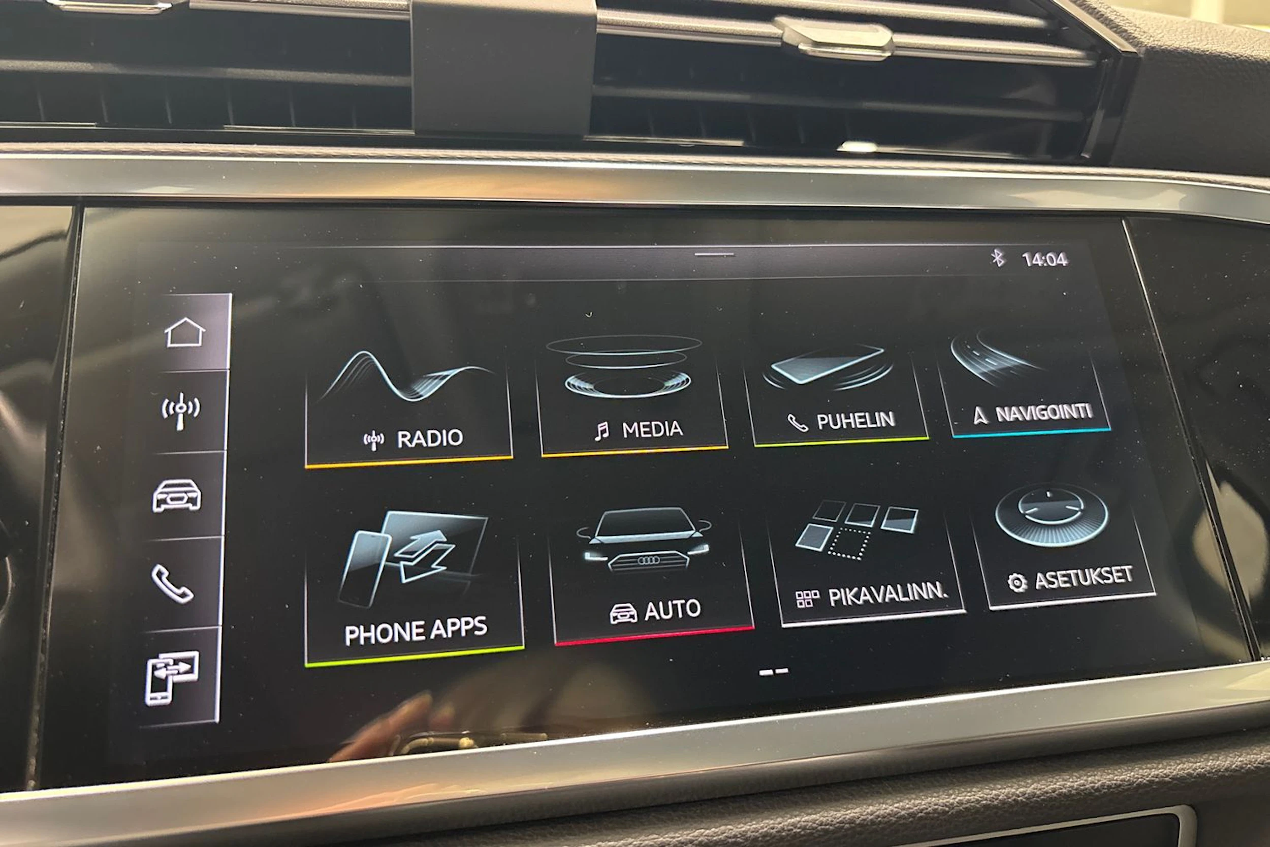 hopea Audi Q3 2019 kuva 29.