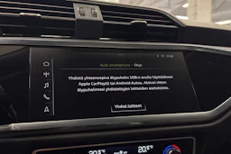 valkoinen Audi Q3 2019 kuva 15.