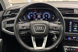 valkoinen Audi Q3 2019 kuva 11.