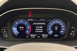 valkoinen Audi Q3 2019 kuva 15.