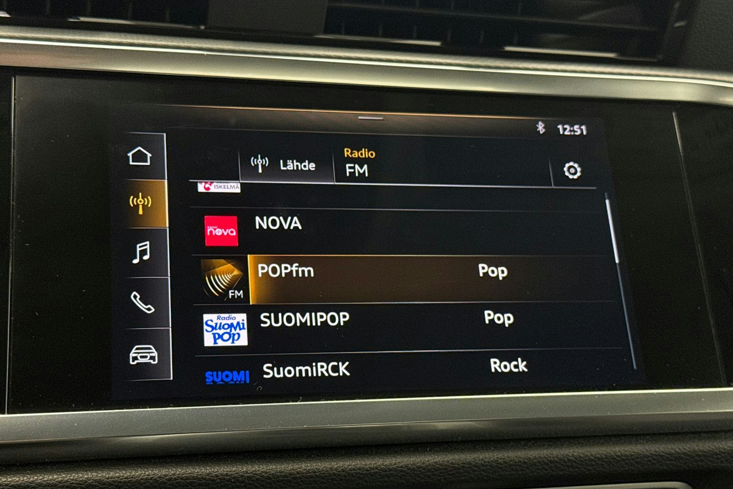 valkoinen Audi Q3 2019 kuva 22.