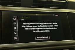 valkoinen Audi Q3 2019 kuva 25.