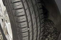 valkoinen Audi Q3 2019 kuva 37.