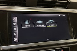met. musta Audi Q3 2019 kuva 25.