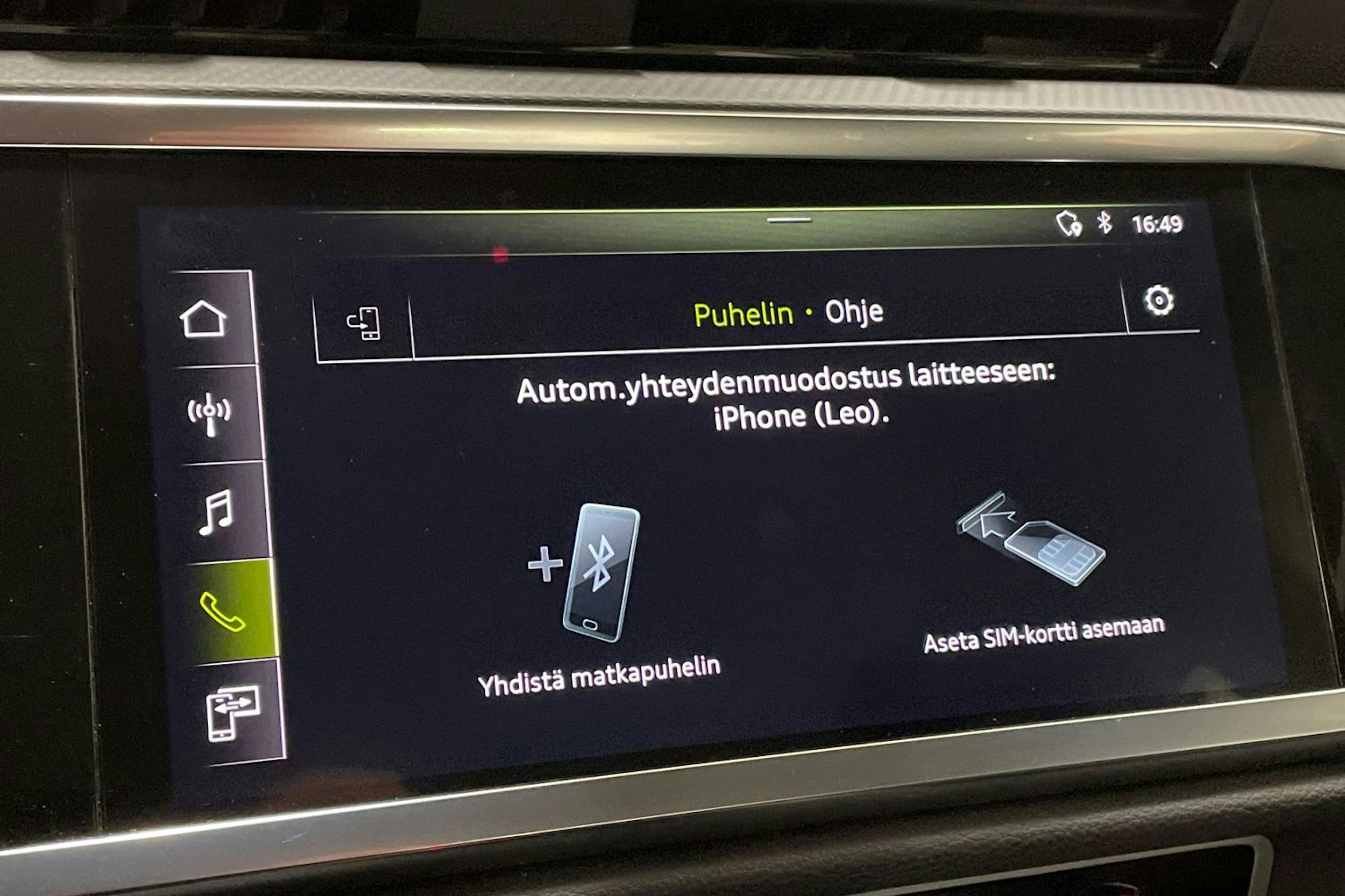 met. musta Audi Q3 2019 kuva 28.