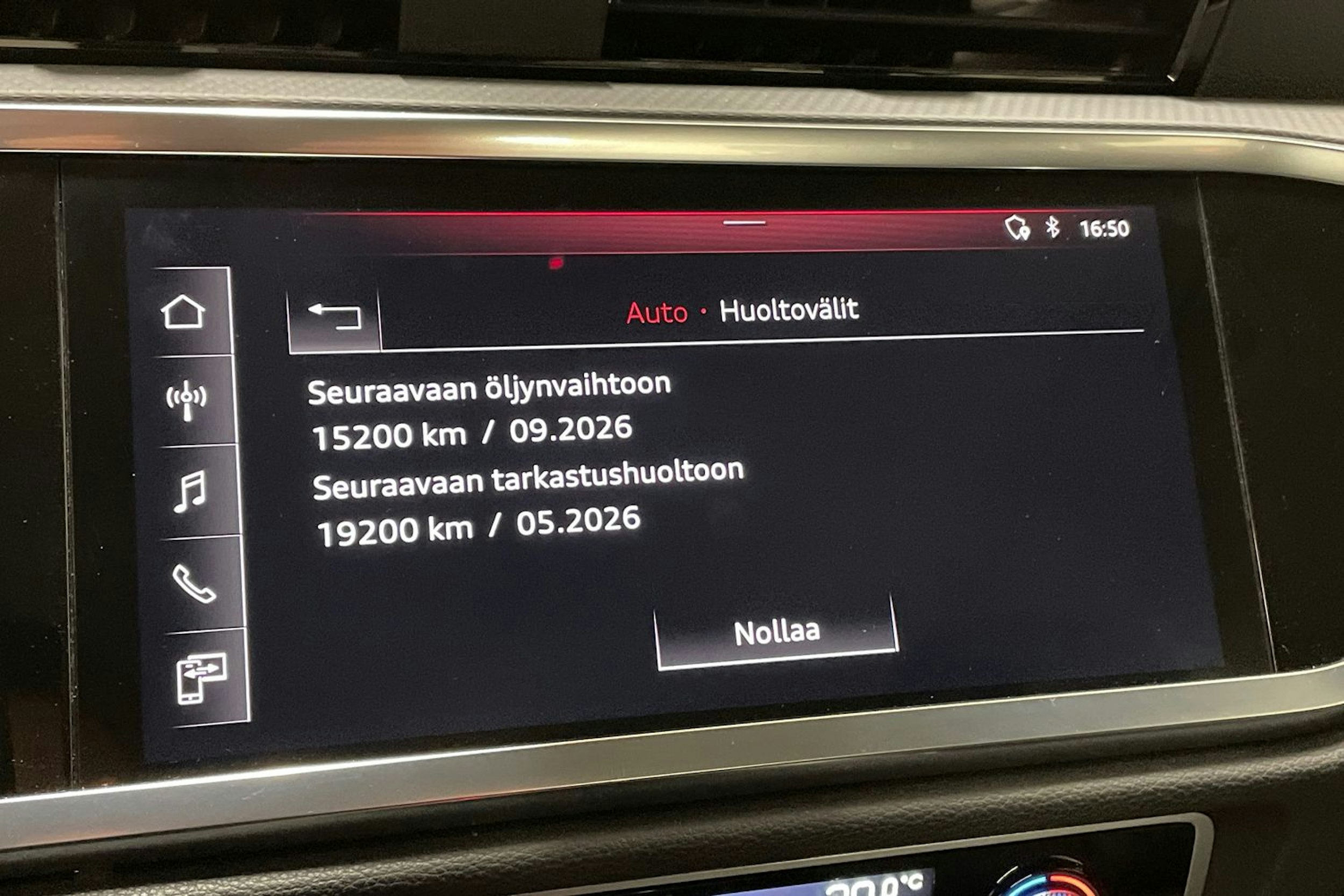 met. musta Audi Q3 2019 kuva 33.