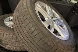 met. musta Audi Q3 2019 kuva 42.