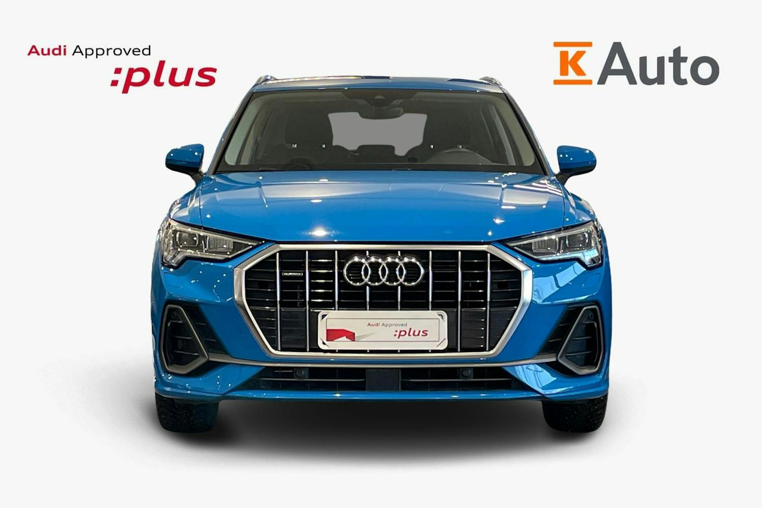 Sininen Audi Q3 2019 kuva 5.