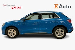 Sininen Audi Q3 2019 kuva 6.