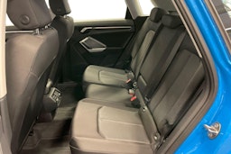Sininen Audi Q3 2019 kuva 10.