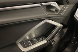 Sininen Audi Q3 2019 kuva 25.