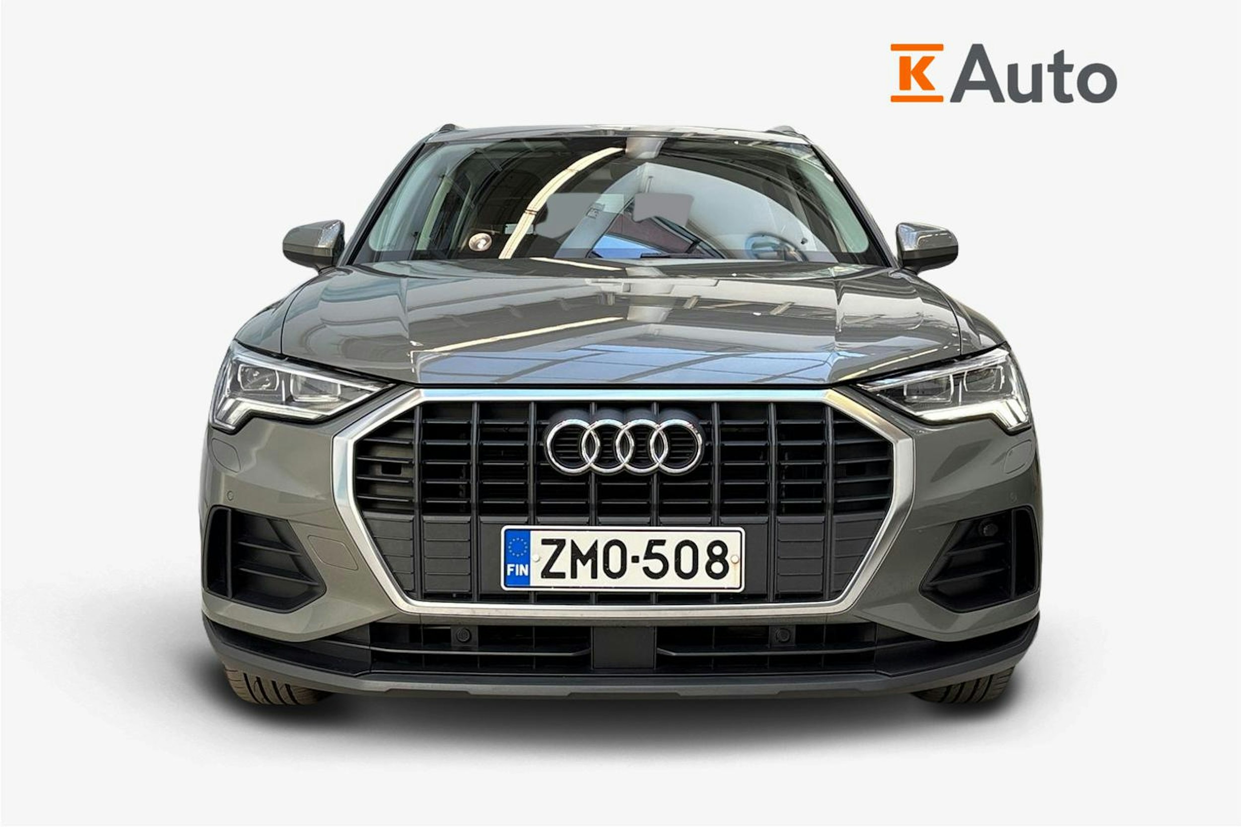 met. harmaa Audi Q3 2019 kuva 5.
