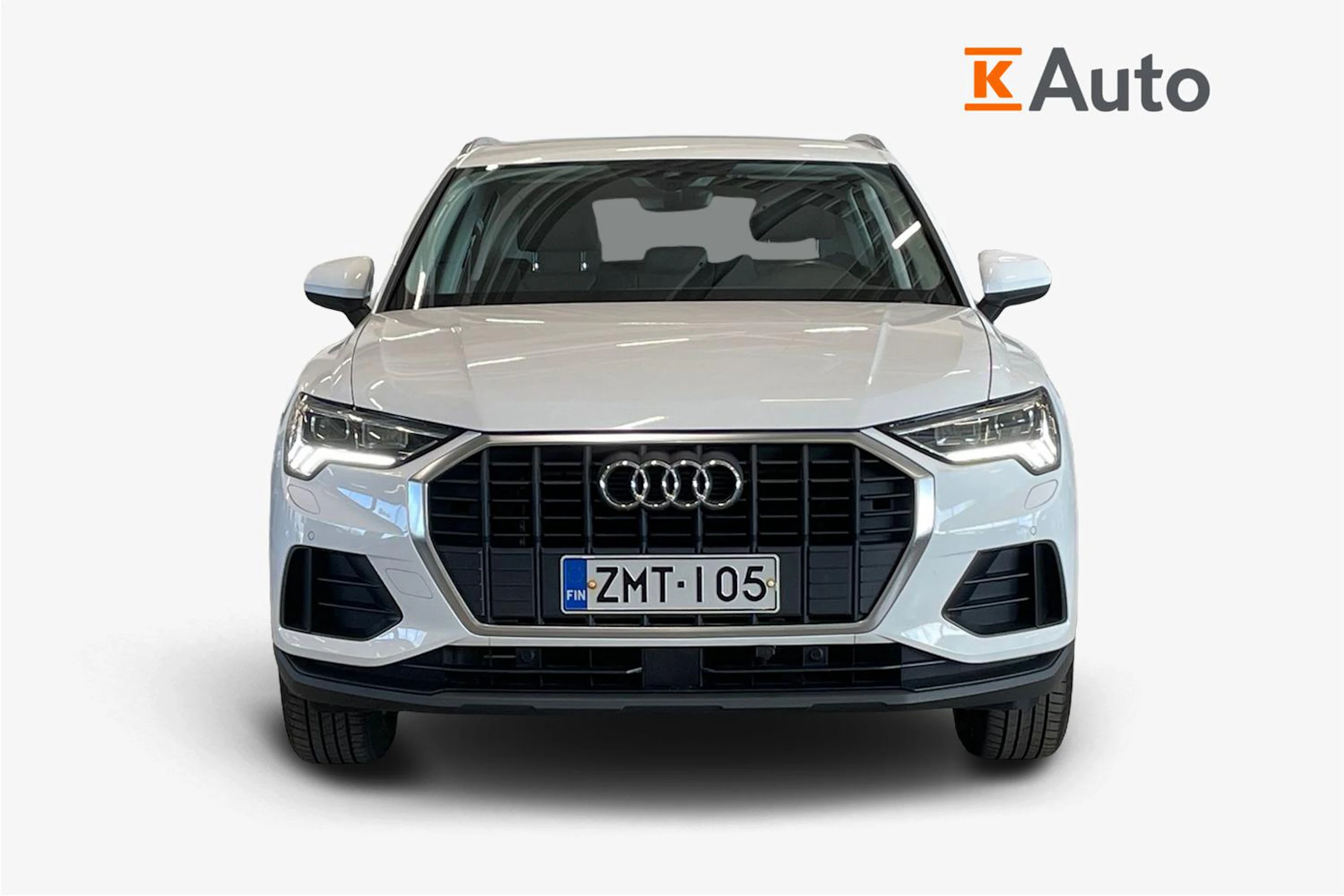valkoinen Audi Q3 2019 kuva 5.