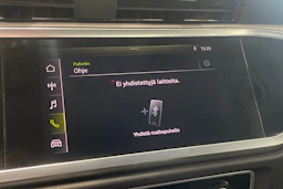 valkoinen Audi Q3 2019 kuva 26.