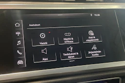 valkoinen Audi Q3 2019 kuva 30.