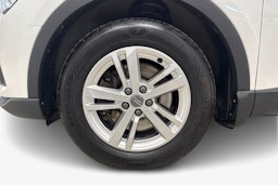 valkoinen Audi Q3 2020 kuva 11.