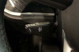 valkoinen Audi Q3 2020 kuva 17.