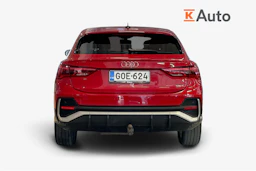 punainen Audi Q3 2020 kuva 4.