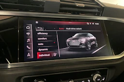 punainen Audi Q3 2020 kuva 20.