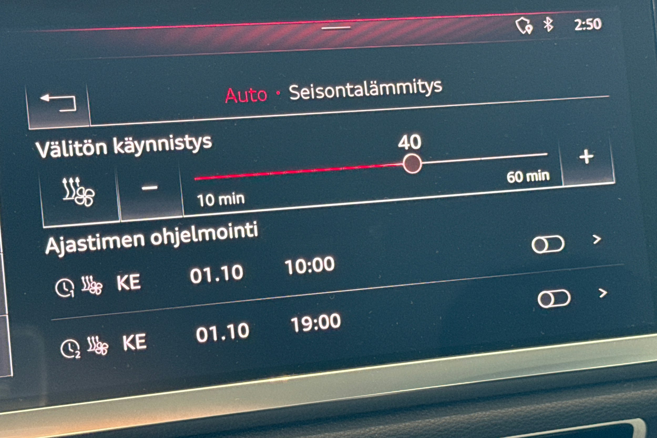 Valkoinen Audi Q3 2020 kuva 15.