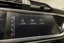punainen Audi Q3 2020 kuva 15.