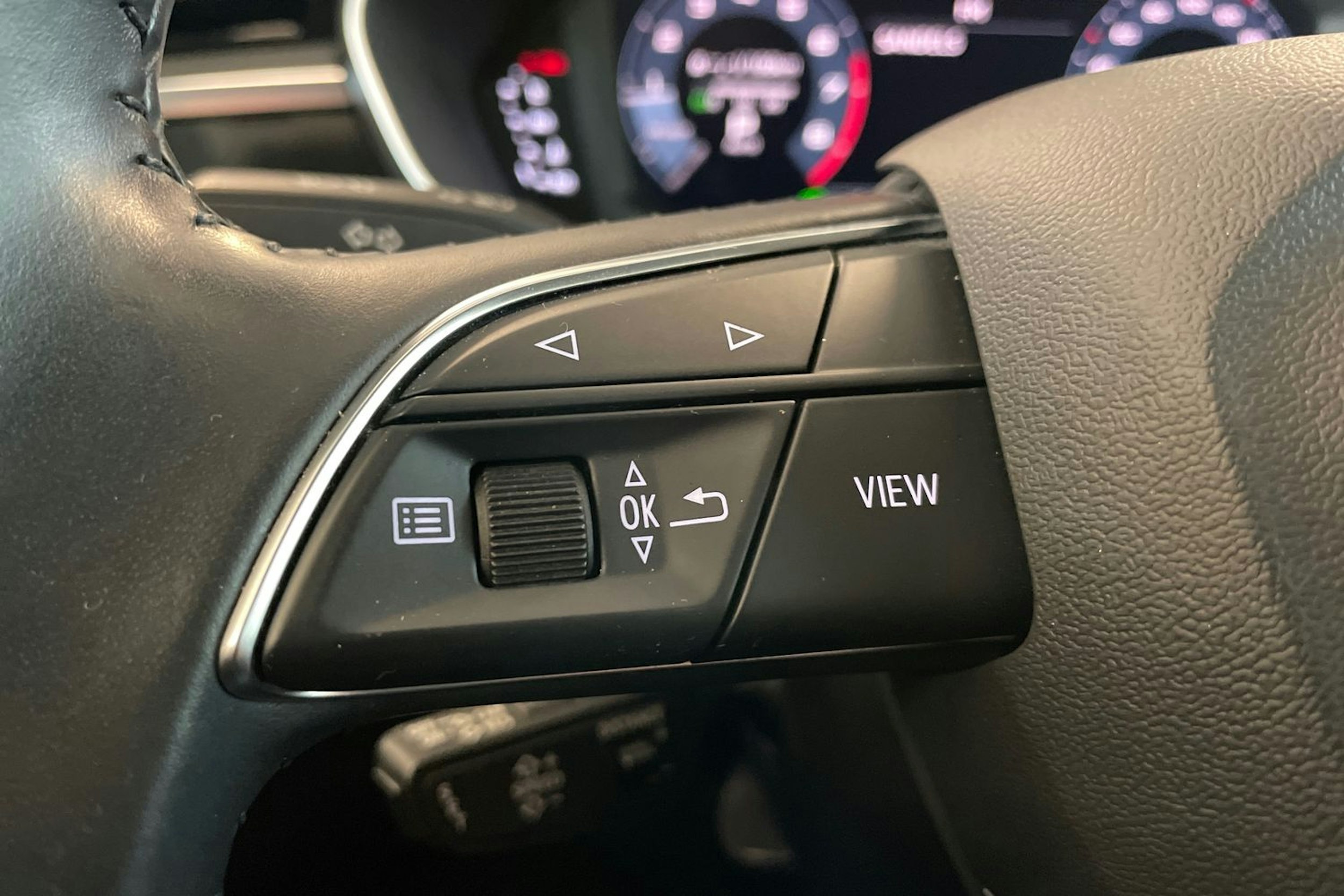 Hopea Audi Q3 2020 kuva 17.